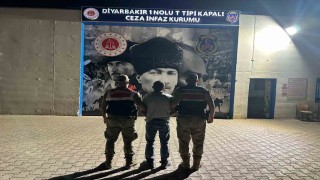 Diyarbakırda 42 suç kaydı ve 16 yıl hapis cezası bulunan zanlı yakalandı