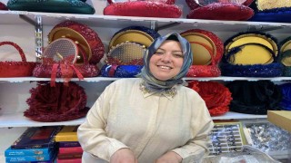Düğün sezonu açıldı, kına eşyalarına ilgi arttı