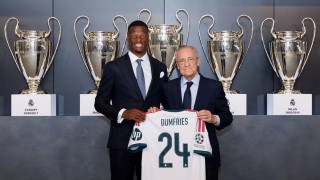 Dumfries, Real Madride imzayı attı