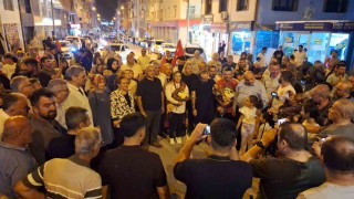 Dünya şampiyonu olan genç güreşçi Özdenur'a yaşadığı ilçede coşkulu karşılama