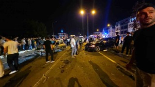 Düzce'de 6 araçlı zincirleme kaza: 2 yaralı