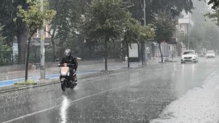 Düzcede kuvvetli yağmur etkili oldu