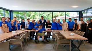 Düzcede özel bireylerin çalıştığı Kusursuz Kafe 10 yaşında