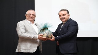 Edremit Kaymakamı Ahmet Odabaşa vefa gecesi