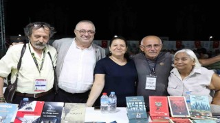 Edremit Kitap Fuarında dördüncü gün de kültür ve sanatla dolu geçti