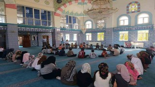 Edremit Şehitlik Camiinde Yaz Kuran Kursu öğrencilerine ‘Hazret-i Peygamber semineri