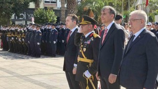 Edremitte 30 Ağustos Zafer Bayramı coşkuyla kutlandı