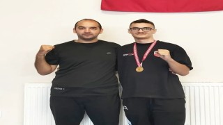 Efe Demirliden Eskişehiri gururlandıran şampiyonluk