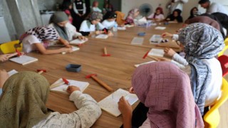 Eğitim ve sanat bir arada: Kuran kursunda minik eller filografiyle buluştu