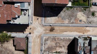 Elazığda mahallelerde yol ve kaldırım yenileme çalışması