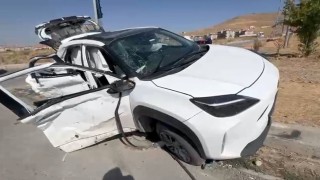 Elazığda tırla otomobil çarpıştı: 4 yaralı