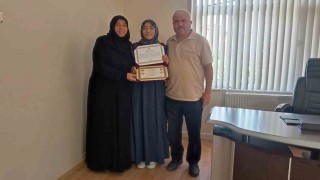 Emette iki öğrenci daha hafızlık belgesine kavuştu