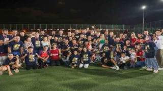 Erhan Aksay turnuvasında kupa sahibini buldu