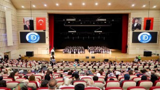 ERÜ Diş Hekimliği Fakültesi 17. dönem mezunlarını verdi