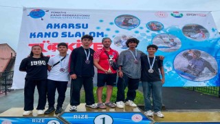 Erzincanlı sporculardan Akarsu Slalom Türkiye Şampiyonasında 4 derece