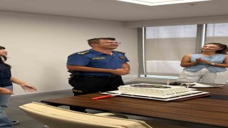 Esenyurt Emniyet Müdürü Kayhana 1. sınıf rütbesini eşi ve çocukları taktı