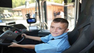 ESHOT, minik Edipin hayalini gerçeğe dönüştürdü