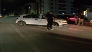 Eskişehirde otomobil ile motosiklet çarpıştı: 1 yaralı