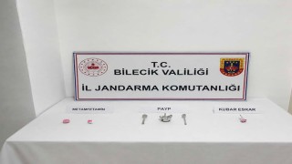 Eskişehirden aldığı uyuşturucuyla Bilecike gelirken yakalandı
