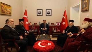 Fener Rum Patriği Bartholomeostan Gökçeada Kaymakamı Acara ziyaret