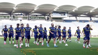 Fenerbahçe, Sturm Graz maçının hazırlıklarını tamamladı