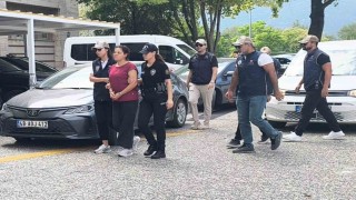 FETÖcü Burkay Karatepenin ablası tutuklandı