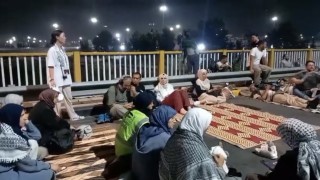 Filistin konvoyu Irak sınırında durduruldu