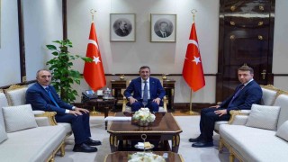 FÜ Rektörü Göktaş, Cumhurbaşkanı Yardımcısı Yılmazı ziyaret etti