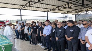 Gazeteci Duygu Öksüz Canova son yolculuğuna uğurlandı