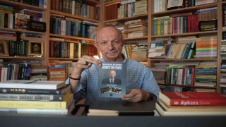 Gazeteci Sarıkoçun hazırladığı Yakınlarının kaleminden Şerfettin Yılmaz kitabı okuyucuyla buluştu