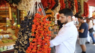 Gaziantepte kurutmalık sebzeler tezgahlarda yerini aldı