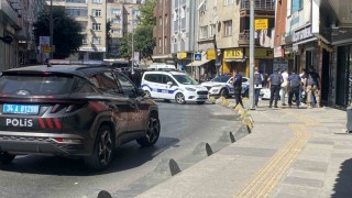 Gaziosmanpaşada ‘namus meselesi deyip dehşet saçtı: Kadını vurup iş yerinde intihar girişiminde bulundu