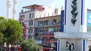 Gemlikde pasajın çatısında yangın paniği