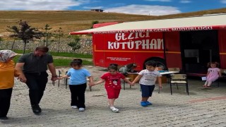 Gezici Kütüphane Gökçederede çocuklarla buluştu
