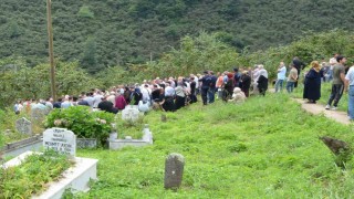 Giresunda sele kapılarak hayatını kaybeden Mehmet Akkaya toprağa verildi