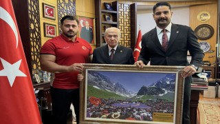Güreşin Zirvesinden Bahçeli’ye Önemli Ziyaret