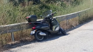 Hafif ticari araç ile motosikletin çarpıştığı kazada 1 kişi yaralandı