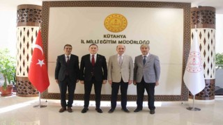 Hayat Boyu Öğrenme Genel Müdür Yardımcısı Mahmut Kurtaran Kütahyayı ziyaret etti