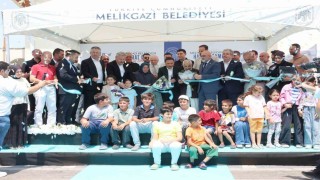 Hayrat Cami ibadete açıldı