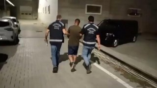 Hırsızlık suçundan 12 yıl hapis cezasıyla aranan şahıs yakalandı