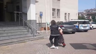 Hırsızlık suçundan 33 yılla aranan kadın yakalandı