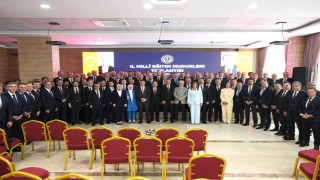 İl Müdürü Şimşek, 81 ilin eğitim zirvesinde Bileciki temsil etti