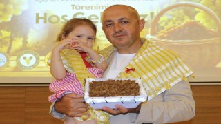 İlk kuru üzüm 4 bin TLden satıldı, üretici asıl fiyatı bekliyor