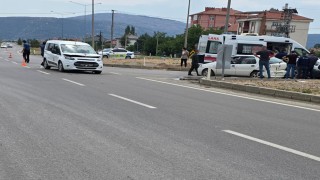 Isparta'da iki araç çarpıştı: 5 yaralı