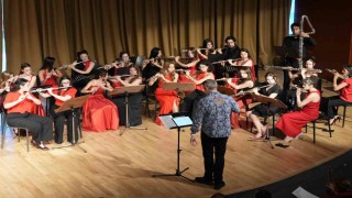 İstanbul Uluslararası Yaz Müzik Akademisinin finalinde müzik şöleni