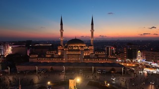 İstanbulda Mevlid Kandili dualarla idrak edildi