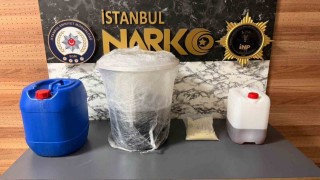 İstanbulda uyuşturucu operasyonu: 3 gözaltı, yüklü miktarda uyuşturucu ele geçirildi