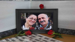 İzmirde trafik kazasında hayatını kaybeden karı koca memleketleri Sivasta toprağa verildi