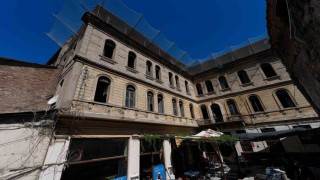İzmirin simge yapısı Cihan Palas yeniden hayat buluyor