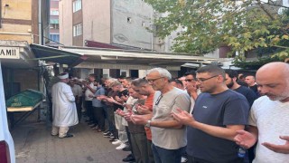 İznik Gölüne düşen genç hayatını kaybetti, gözyaşlarıyla toprağa verildi
